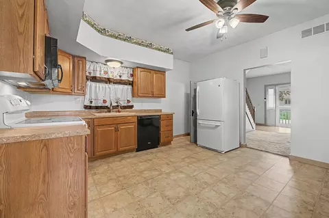 Kitchen - 113 N Beebe St, Warren, IL 61087 photo 3 of 3