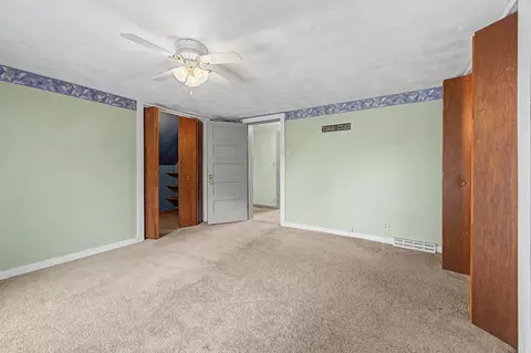 Bedroom - 113 N Beebe St, Warren, IL 61087 photo 5 of 5