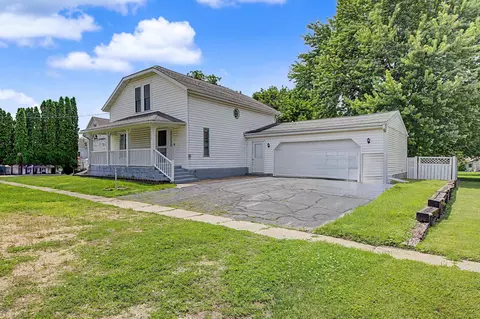 Other - 113 N Beebe St, Warren, IL 61087 photo 7 of 8