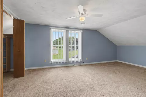Bedroom - 113 N Beebe St, Warren, IL 61087 photo 2 of 5