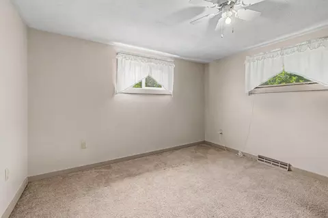 Bedroom - 113 N Beebe St, Warren, IL 61087 photo 1 of 5
