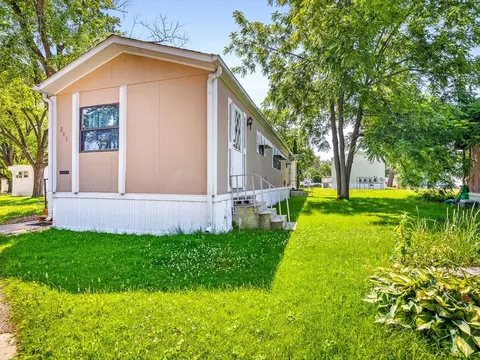 206 Viola Dr, Freeport, IL 61032 photo 17