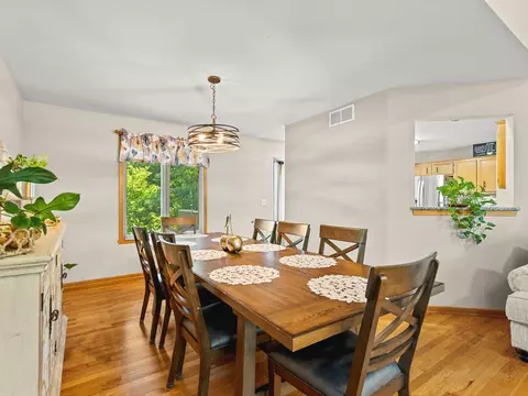 Dining - 3476 Valley Woods Dr, Cherry Valley, IL 61016 photo 2 of 5