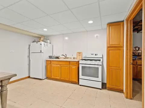 Kitchen - 3476 Valley Woods Dr, Cherry Valley, IL 61016 photo 6 of 6