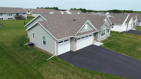 3687 Cardinal Dr, Beloit, WI 53511 photo 3