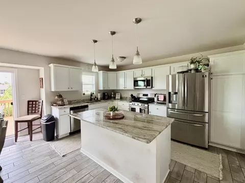 205 Sundance Trl, Capron, IL 61012 photo 11