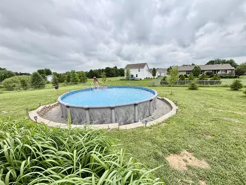 205 Sundance Trl, Capron, IL 61012 photo 30