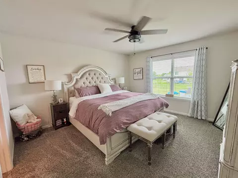 205 Sundance Trl, Capron, IL 61012 photo 17