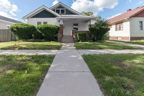 2120 17th Ave, Rockford, IL 61104