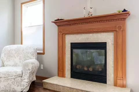 Living - 652 Overture Way, Roscoe, IL 61073 photo 3 of 4