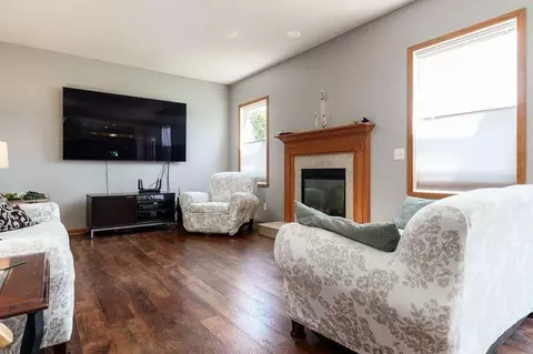 Living - 652 Overture Way, Roscoe, IL 61073 photo 1 of 4