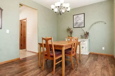 Dining - 652 Overture Way, Roscoe, IL 61073 photo 3 of 3