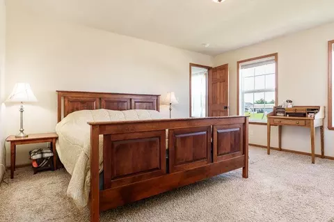 Bedroom - 652 Overture Way, Roscoe, IL 61073 photo 1 of 8