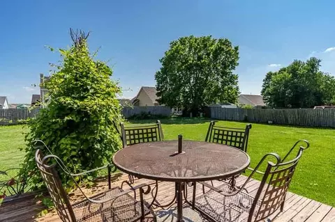 Exterior - 652 Overture Way, Roscoe, IL 61073 photo 7 of 8