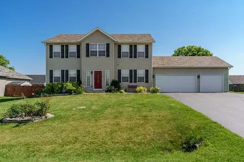 Exterior - 652 Overture Way, Roscoe, IL 61073 photo 2 of 8