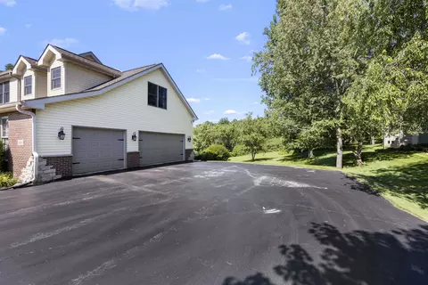 12810 Skyline Dr, Roscoe, IL 61073 photo 4