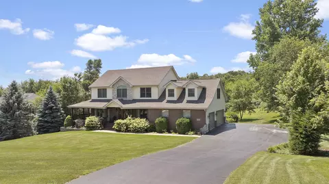 12810 Skyline Dr, Roscoe, IL 61073 photo 3