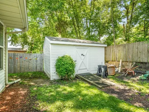 Exterior - 210 W Pacific St, Davis Junction, IL 61020 photo 6 of 8