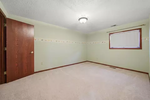 Bedroom - 2004 W 4th St, Dixon, IL 61021 photo 2 of 4
