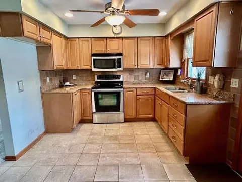 Kitchen - 422 E 8th St, Belvidere, IL 61008 photo 3 of 3