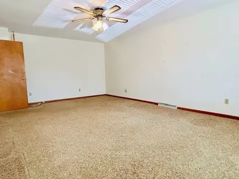 Living - 422 E 8th St, Belvidere, IL 61008 photo 6 of 6