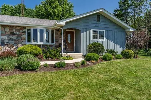 23518 Streit Rd, Harvard, IL 60033 photo 2