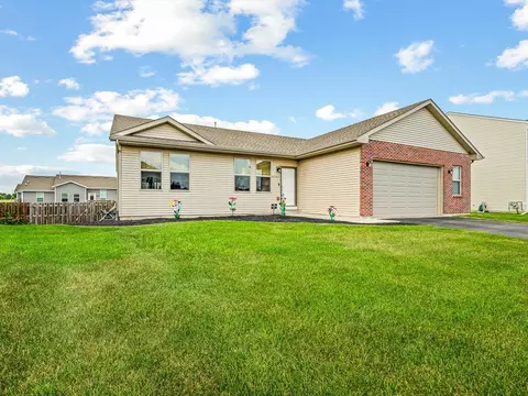6382 Edgewood Rd, Machesney Park, IL 61115
