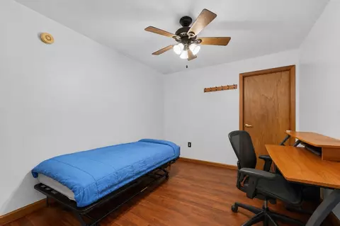Bedroom - 13776 Beaver Dr, Roscoe, IL 61073 photo 10 of 10