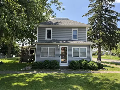 Exterior - 80 Snow St, Chadwick, IL 61014 photo 4 of 7