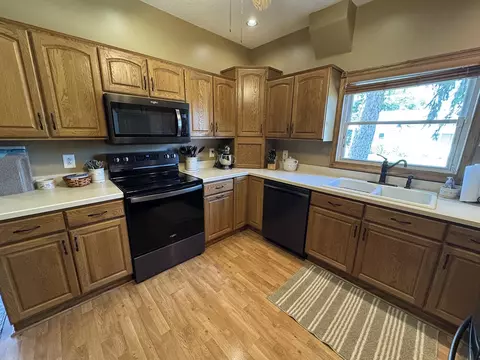 Kitchen - 80 Snow St, Chadwick, IL 61014 photo 2 of 4