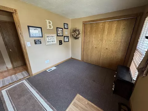 Entry Way - 80 Snow St, Chadwick, IL 61014 photo 4 of 6