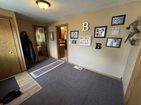 Entry Way - 80 Snow St, Chadwick, IL 61014 photo 5 of 6
