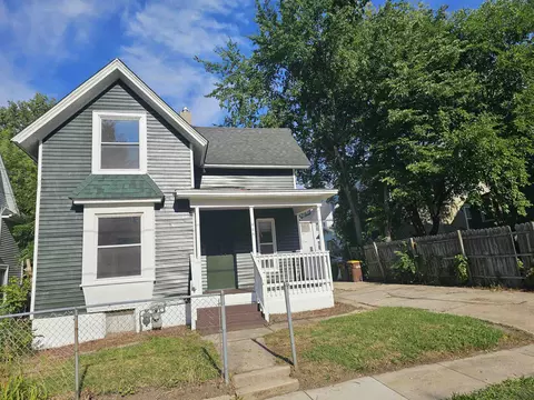 444 Forest Ave, Rockford, IL 61101