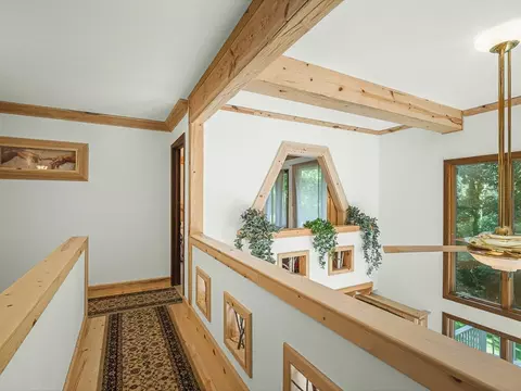 Entry Way - 635 Hickory Ct, Lake Summerset, IL 61019 photo 5 of 7