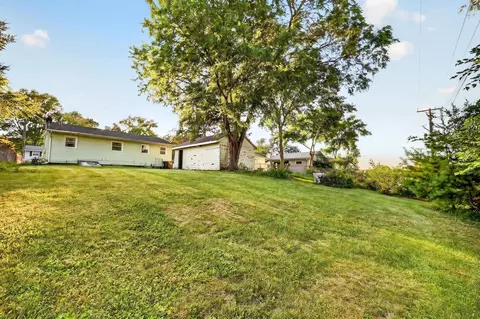 1510 W Winter Dr, Freeport, IL 61032 photo 5