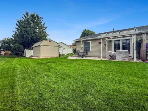 562 Pine Meadow Dr, Dixon, IL 61021 photo 18