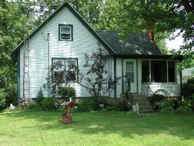 10006 Spring Rd, Garden Prairie, IL 61038