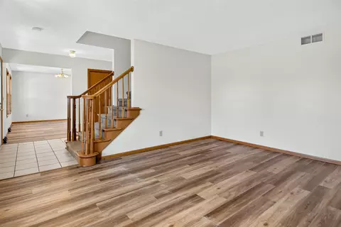 Living - 735 N Kristi Dr, Byron, IL 61010 photo 1 of 9