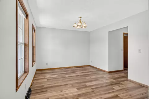 Living - 735 N Kristi Dr, Byron, IL 61010 photo 3 of 9