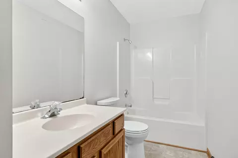 Bath - 735 N Kristi Dr, Byron, IL 61010 photo 4 of 4