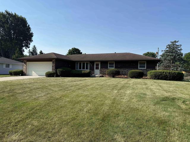 771 Windfield Ln, Machesney Park, IL 61115