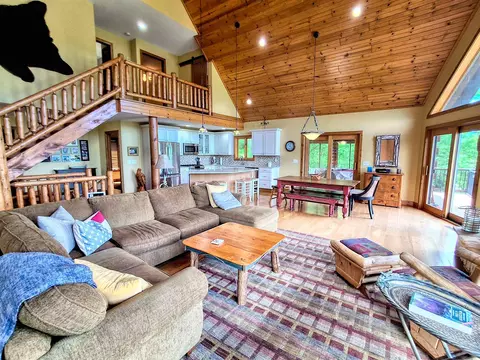 Living - 23-99 Brighton Ct, Lanark, IL 61046 photo 1 of 6