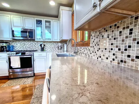Kitchen - 23-99 Brighton Ct, Lanark, IL 61046 photo 2 of 2