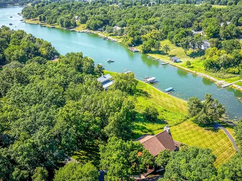 View/Area - 23-99 Brighton Ct, Lanark, IL 61046 photo 5 of 6