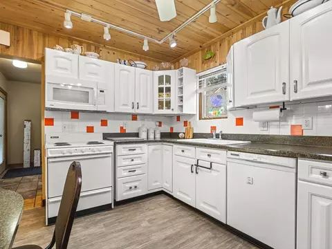 Kitchen - 520 Division St, Pecatonica, IL 61063 photo 1 of 3