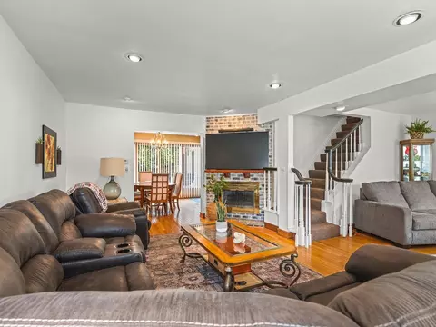 Living - 520 Division St, Pecatonica, IL 61063 photo 1 of 6
