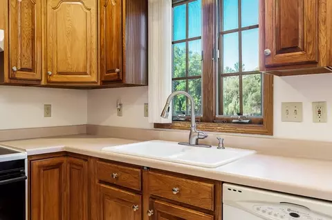 Kitchen - 501 Dori Ct, Pecatonica, IL 61063 photo 3 of 5