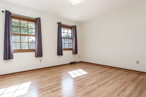 Bedroom - 501 Dori Ct, Pecatonica, IL 61063 photo 6 of 9