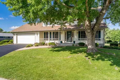 Exterior - 501 Dori Ct, Pecatonica, IL 61063 photo 3 of 11