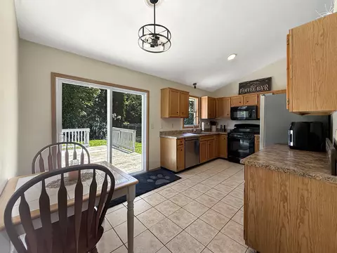 761 Brookview Dr, Byron, IL 61010 photo 6